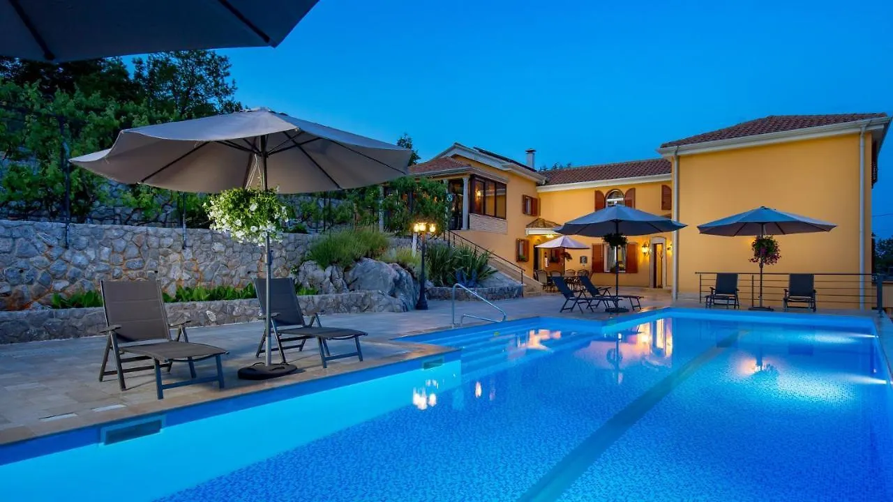 Apartments Villa Bv Opatija Croaţia